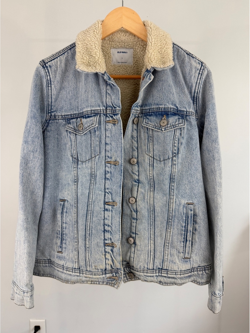 Old Navy Women’s L Sherpa Lined Denim Jacket Light Wash Trucker Jean Coat